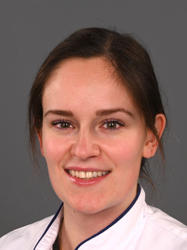 Drs. Valkenburg is werkzaam bij de afdeling dermatologie als arts-onderzoeker.